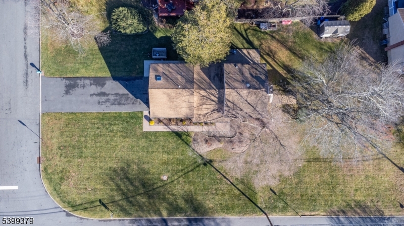 21 Dolly Road Parsippany, NJ 07054 - Photo 31 of 35 a view of entryway