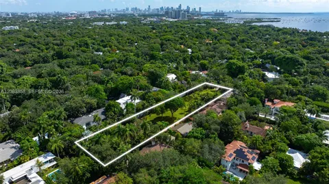 $11,500,000 | 3940 Douglas Road, Miami, FL 33133