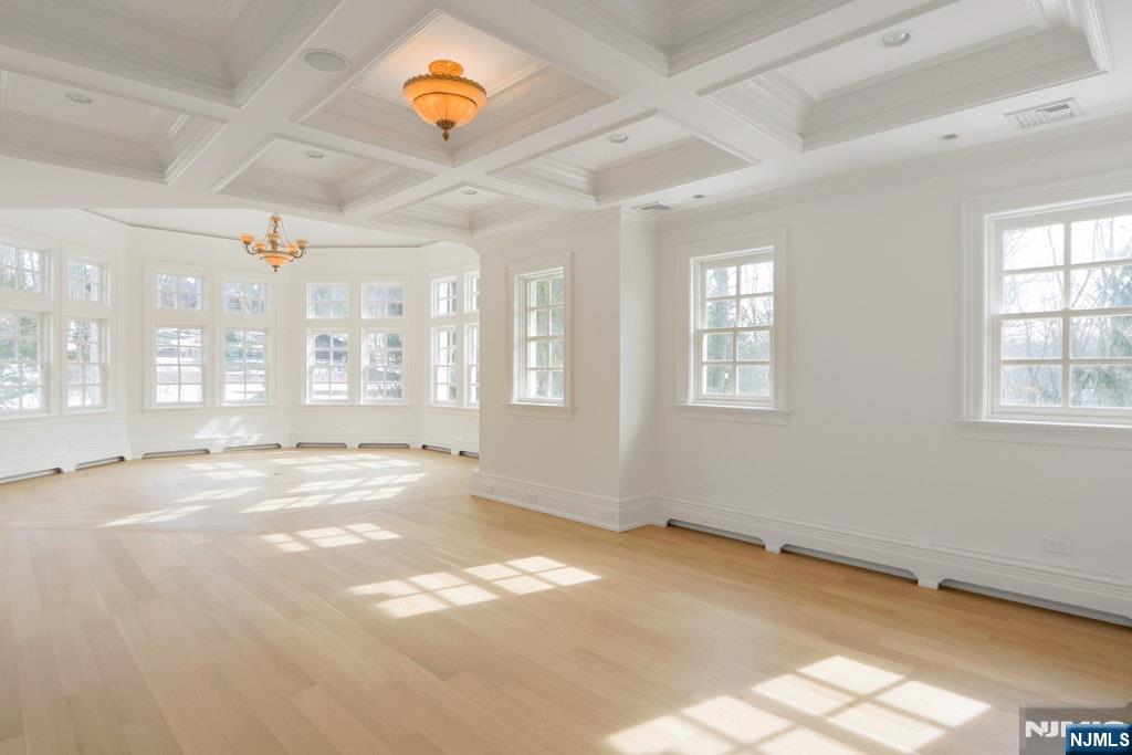 67 Robin Lane Alpine, NJ 07620 - Photo 31 of 40