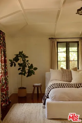 $8,195,000 | 2666 Aberdeen Avenue, Los Angeles, CA 90027