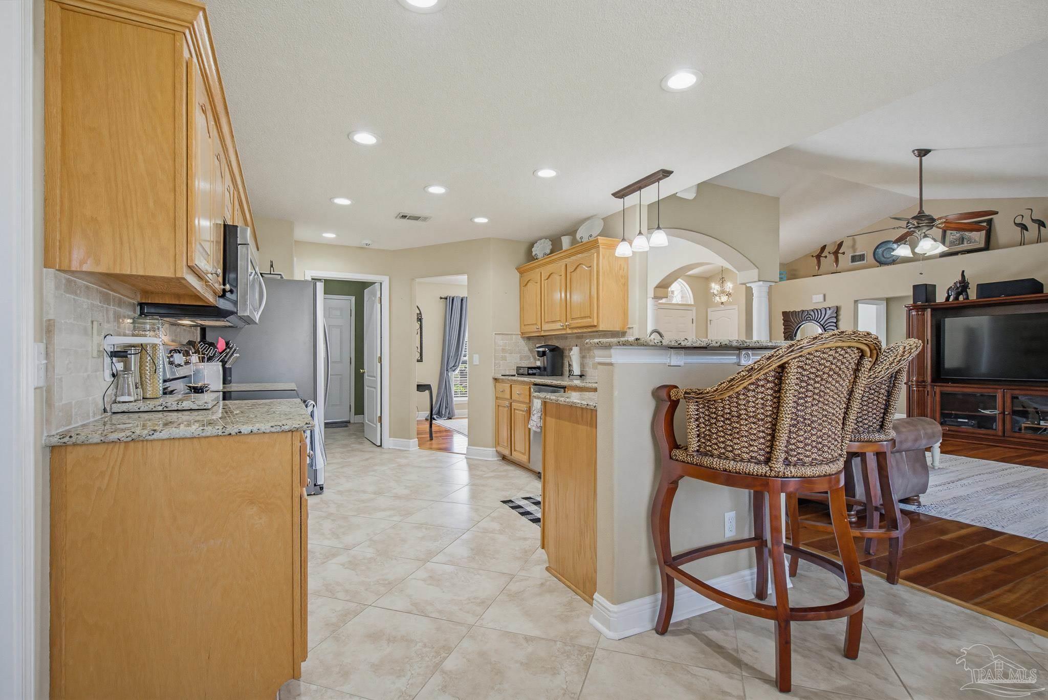 7460 Farmers Road Pensacola, FL 32526 - Photo 15 of 58