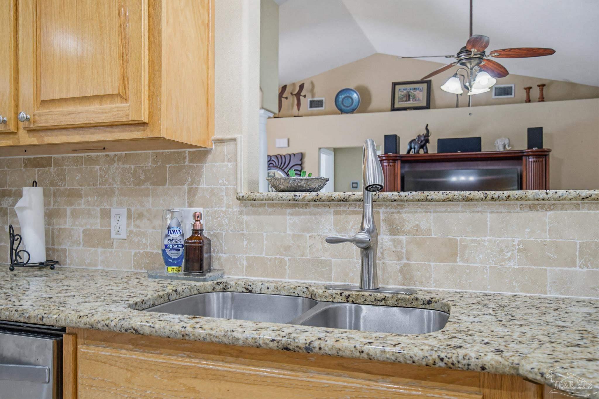 7460 Farmers Road Pensacola, FL 32526 - Photo 17 of 58