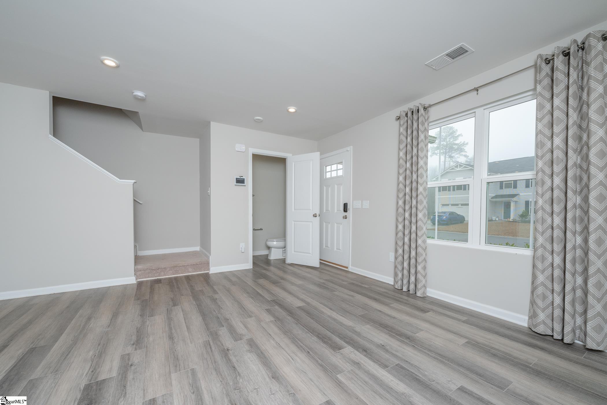 116 Lily Park Way Easley, SC 29642 - Photo 6 of 40