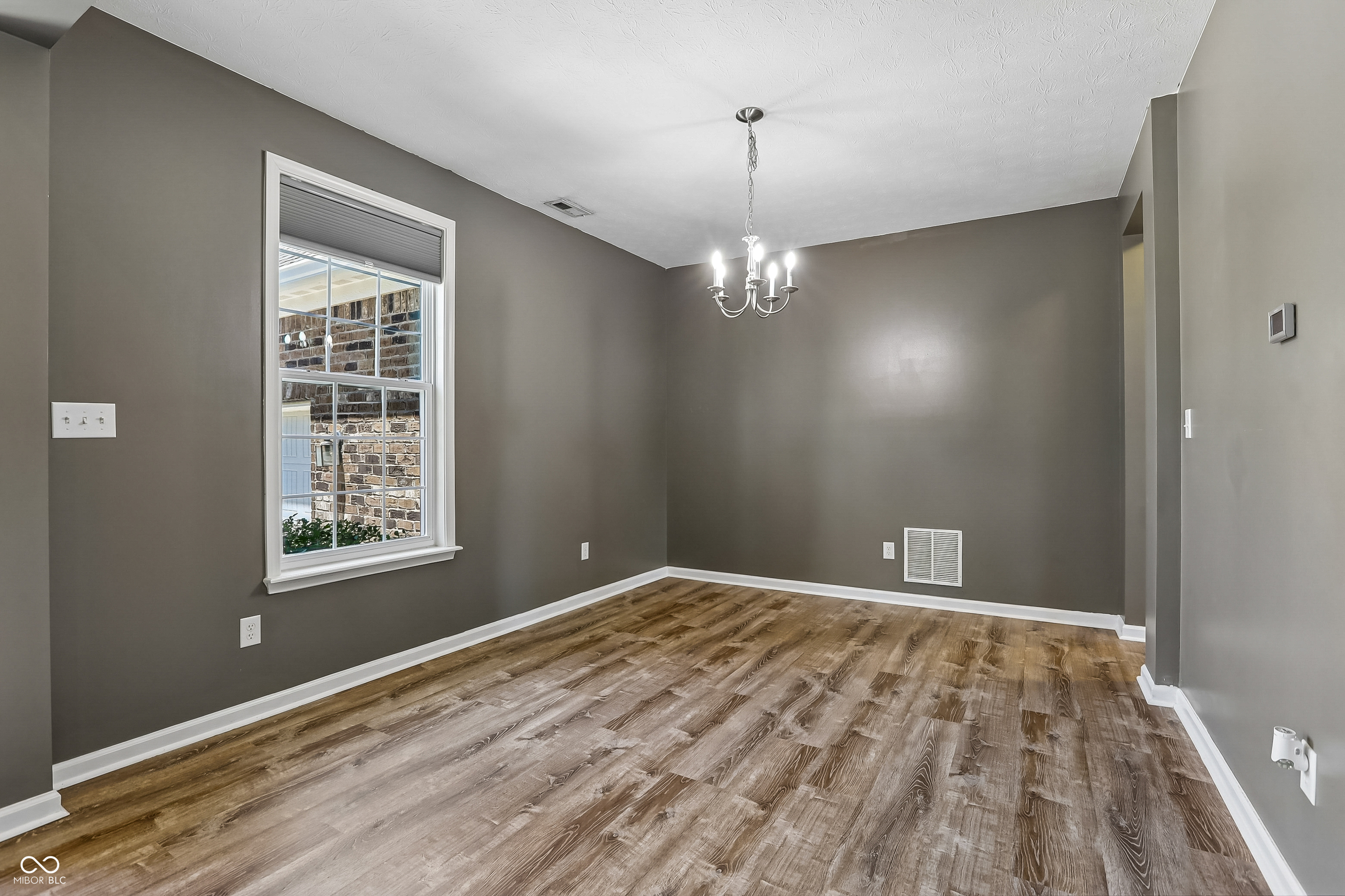 12447 Wolverton Way Fishers, IN 46037 - Photo 11 of 73