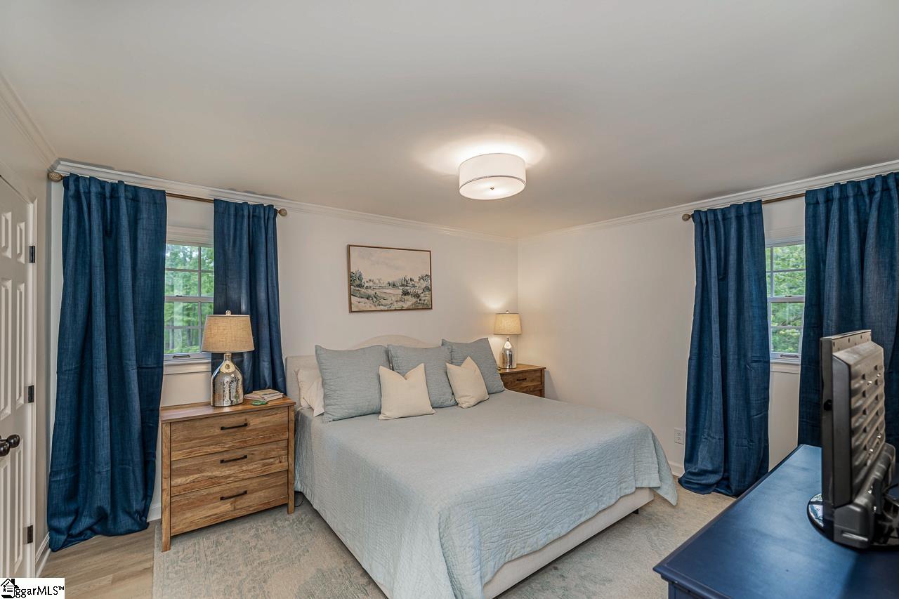 104 Dumbarton Avenue Simpsonville, SC 29681 - Photo 2 of 32