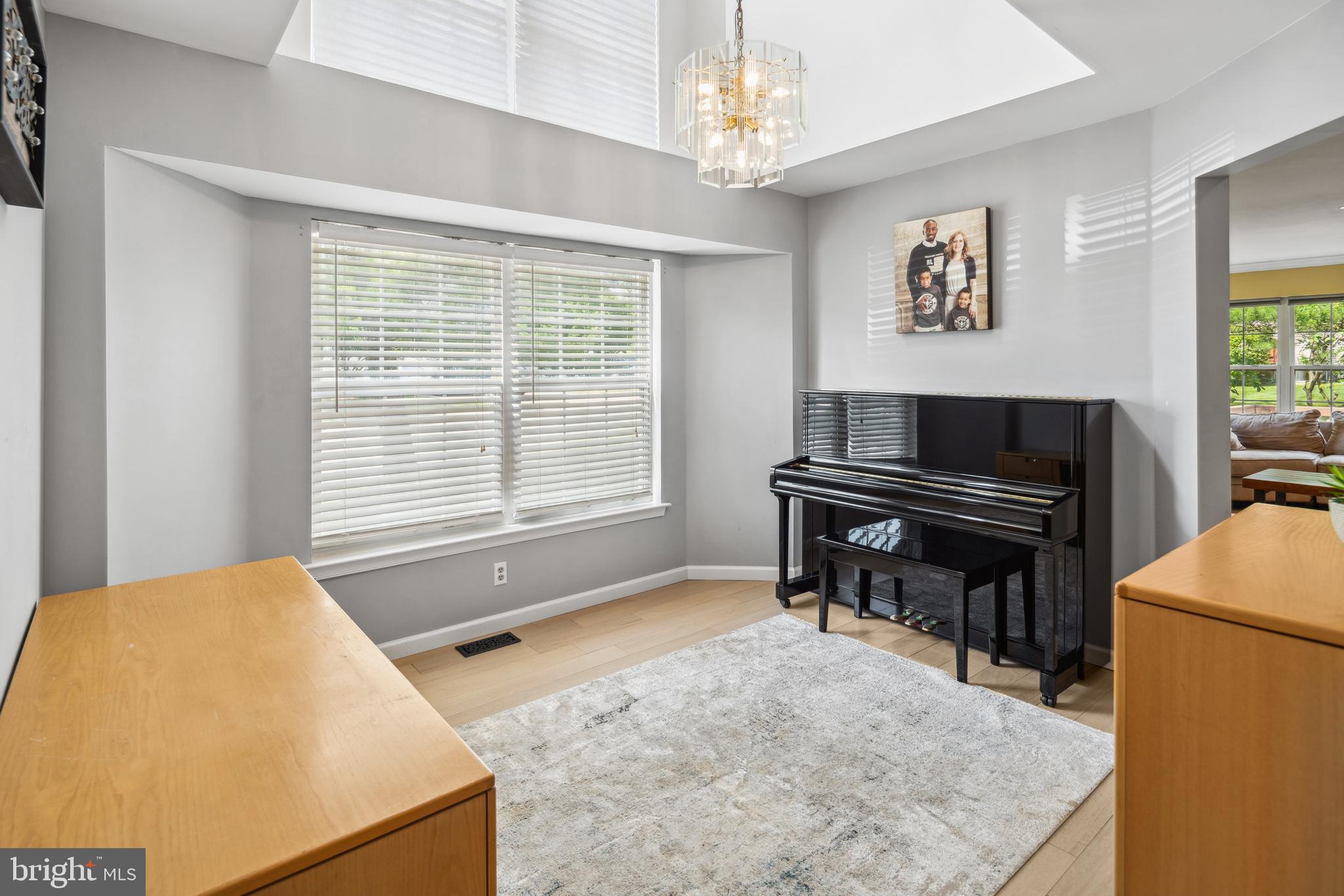 101 Castleton Road Princeton, NJ 08540 - Photo 8 of 29