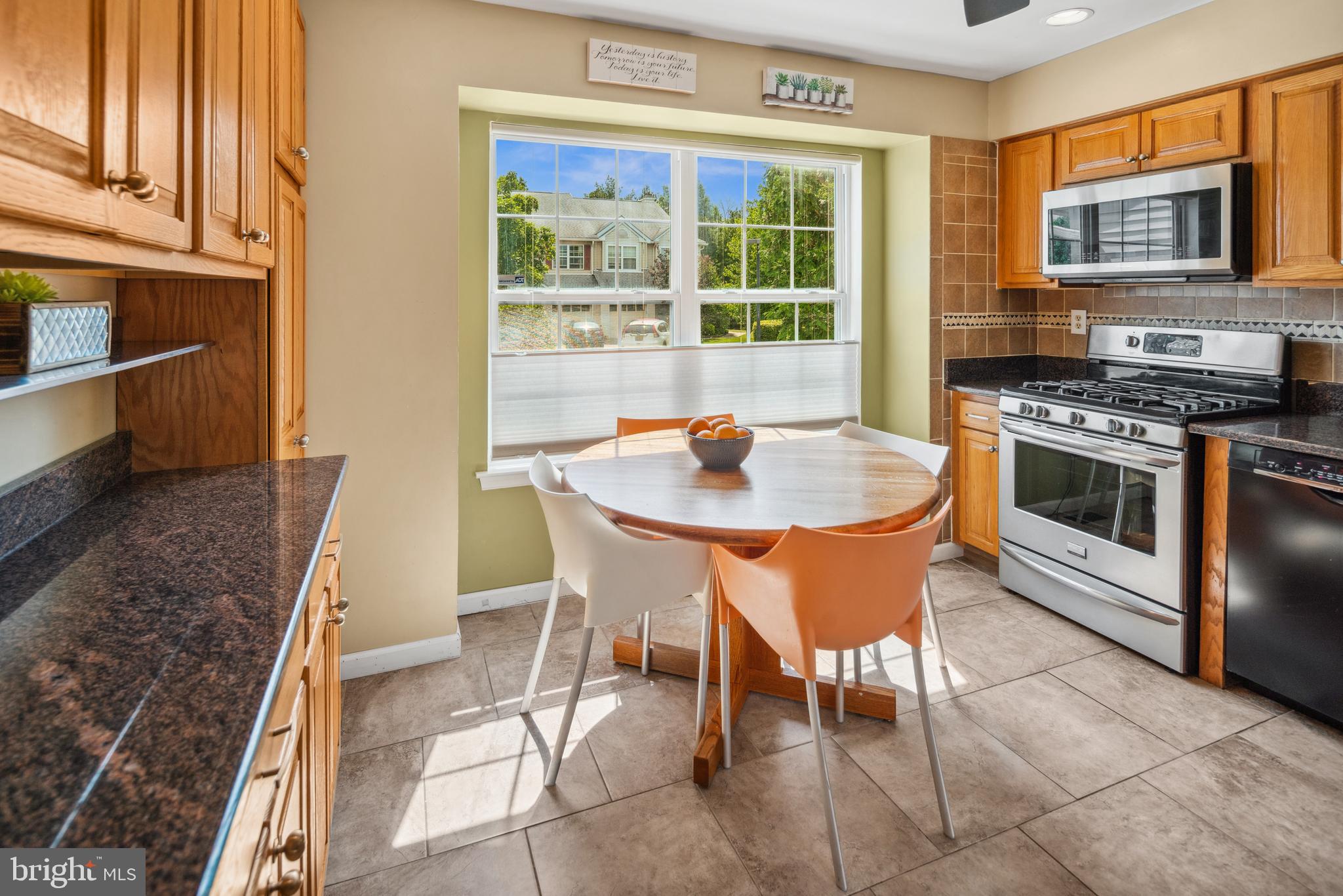 101 Castleton Road Princeton, NJ 08540 - Photo 9 of 29