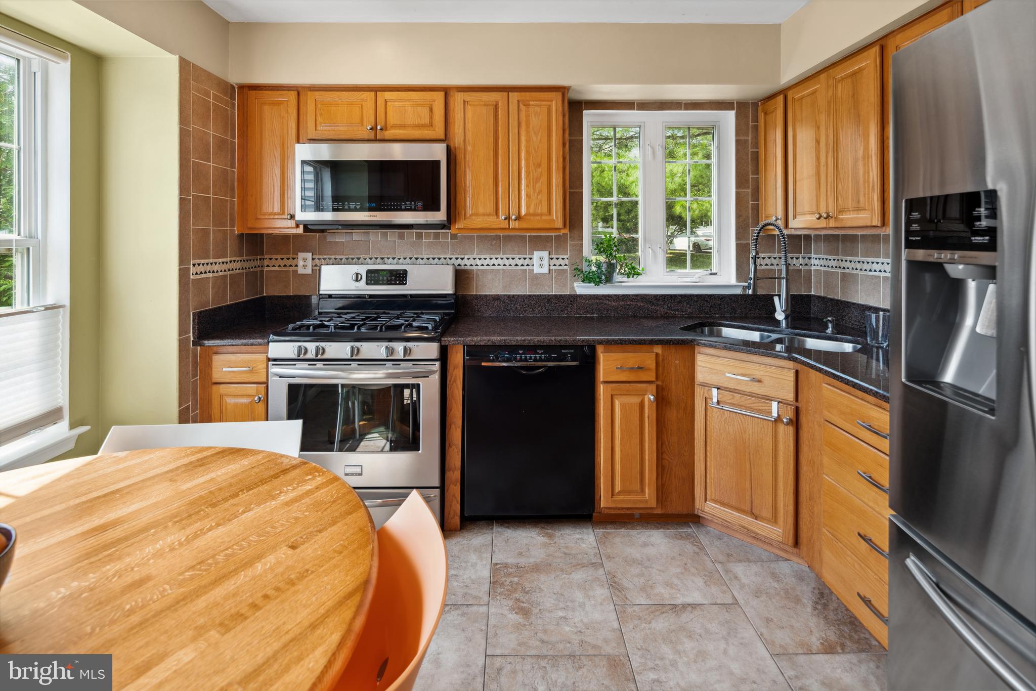 101 Castleton Road Princeton, NJ 08540 - Photo 10 of 29