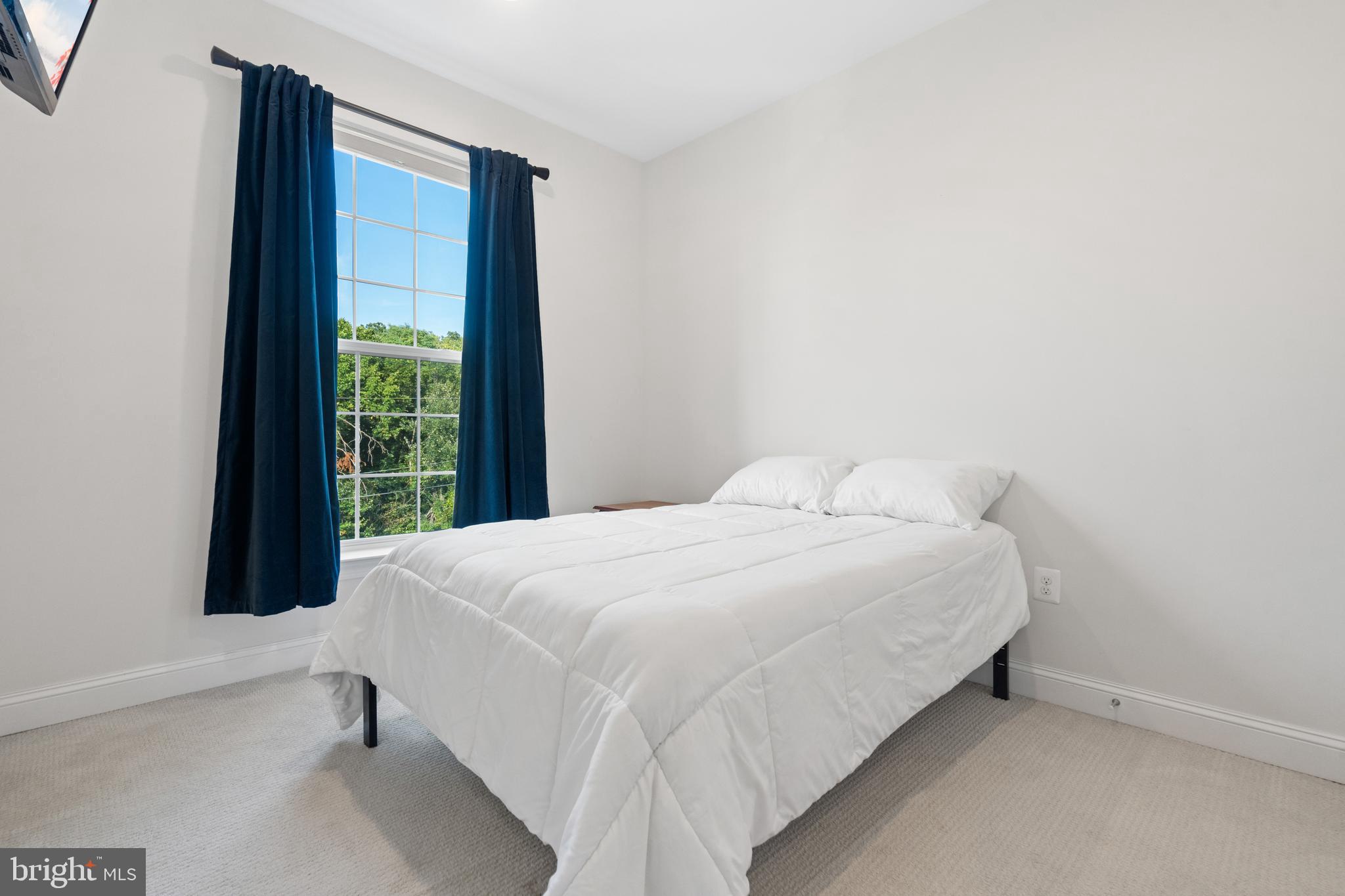 46083 Hall Road Sterling, VA 20166 - Photo 21 of 32