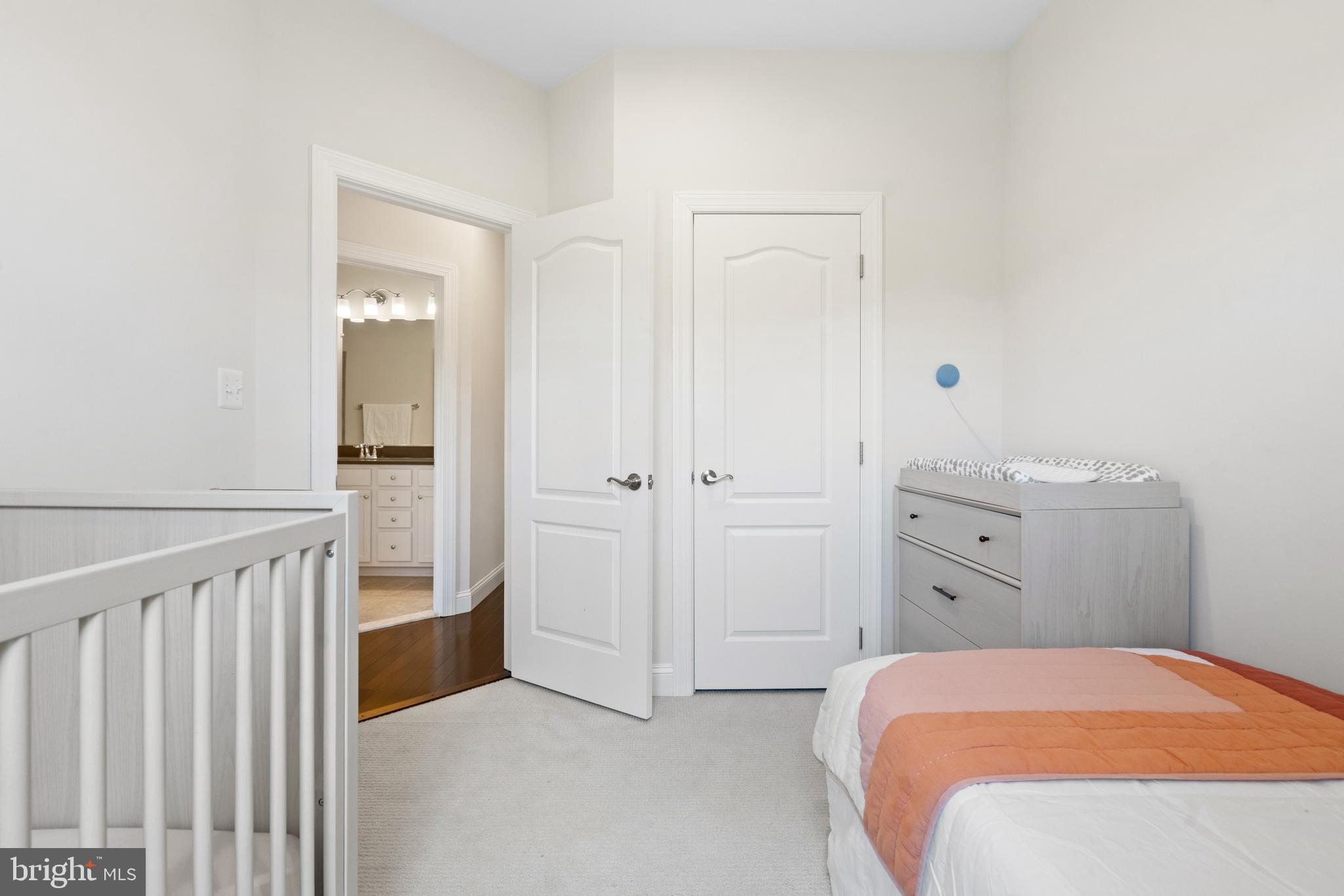 46083 Hall Road Sterling, VA 20166 - Photo 24 of 32