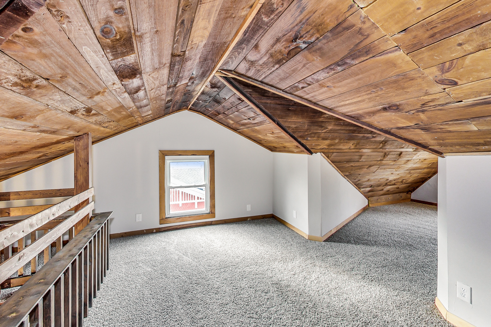 207 Center Road Frankfort, IL 60423 - Photo 25 of 41 a view of an empty room with a window