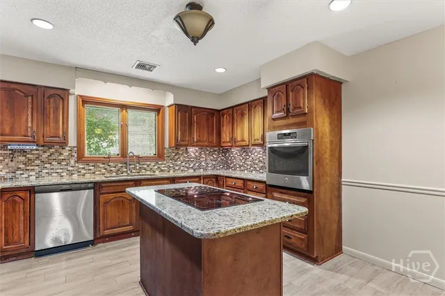 $474,000 | 111 Stonewall Drive, Savannah, GA 31419