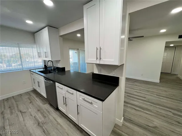 $1,991 | 1405 Vegas Valley Drive, Unit 312, Las Vegas, NV 89169