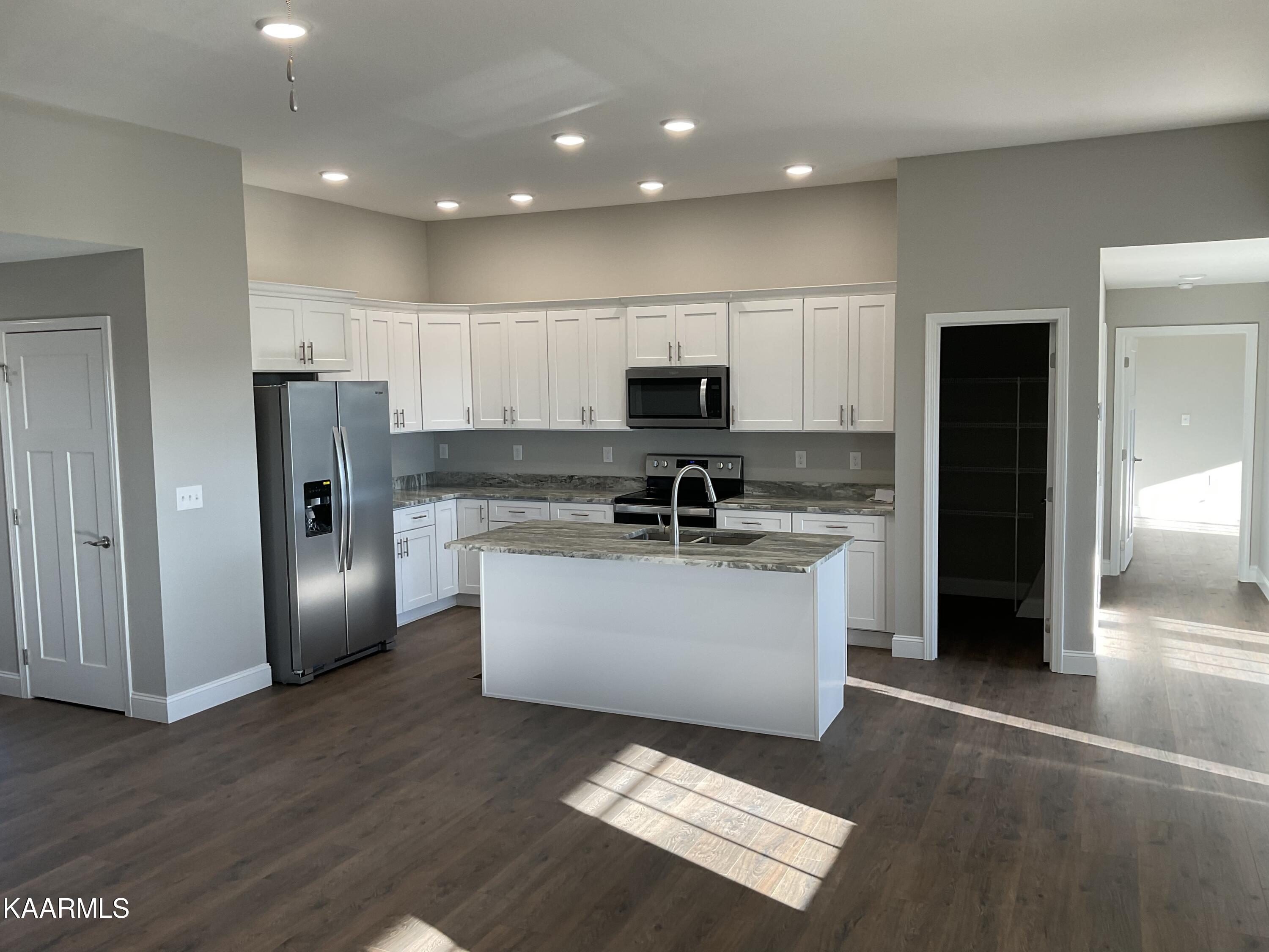 2795 Cook Road Crossville, TN 38571 - Photo 4 of 20 F160B667-B559-40AB-83E2-7F9D5DA0F503