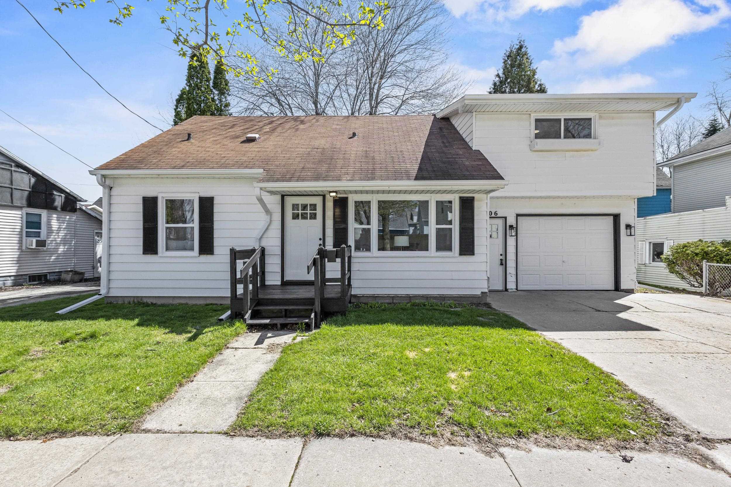 1106 North Drew Street Appleton, WI 54911 - Photo 1 of 1