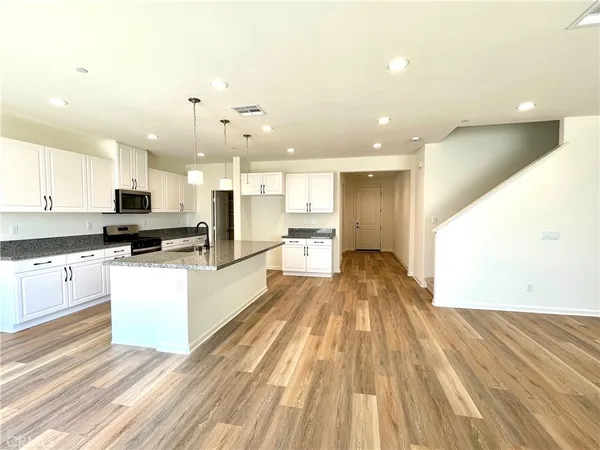 $769,900 | 36288 Firelight Circle, Wildomar, CA 92595