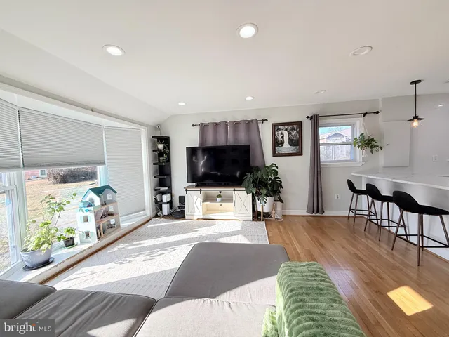 $2,600 | 12522 Epping Court, Silver Spring, MD 20906