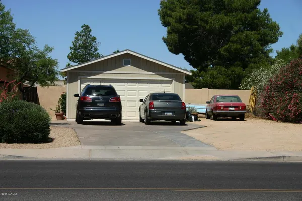 $3,495 | 12228 North 64th Street, Scottsdale, AZ 85254