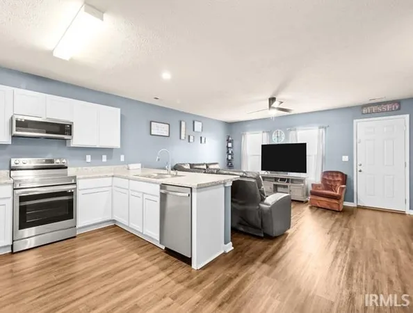 $225,000 | 1391 Gregg Drive, Albany, IN 47320
