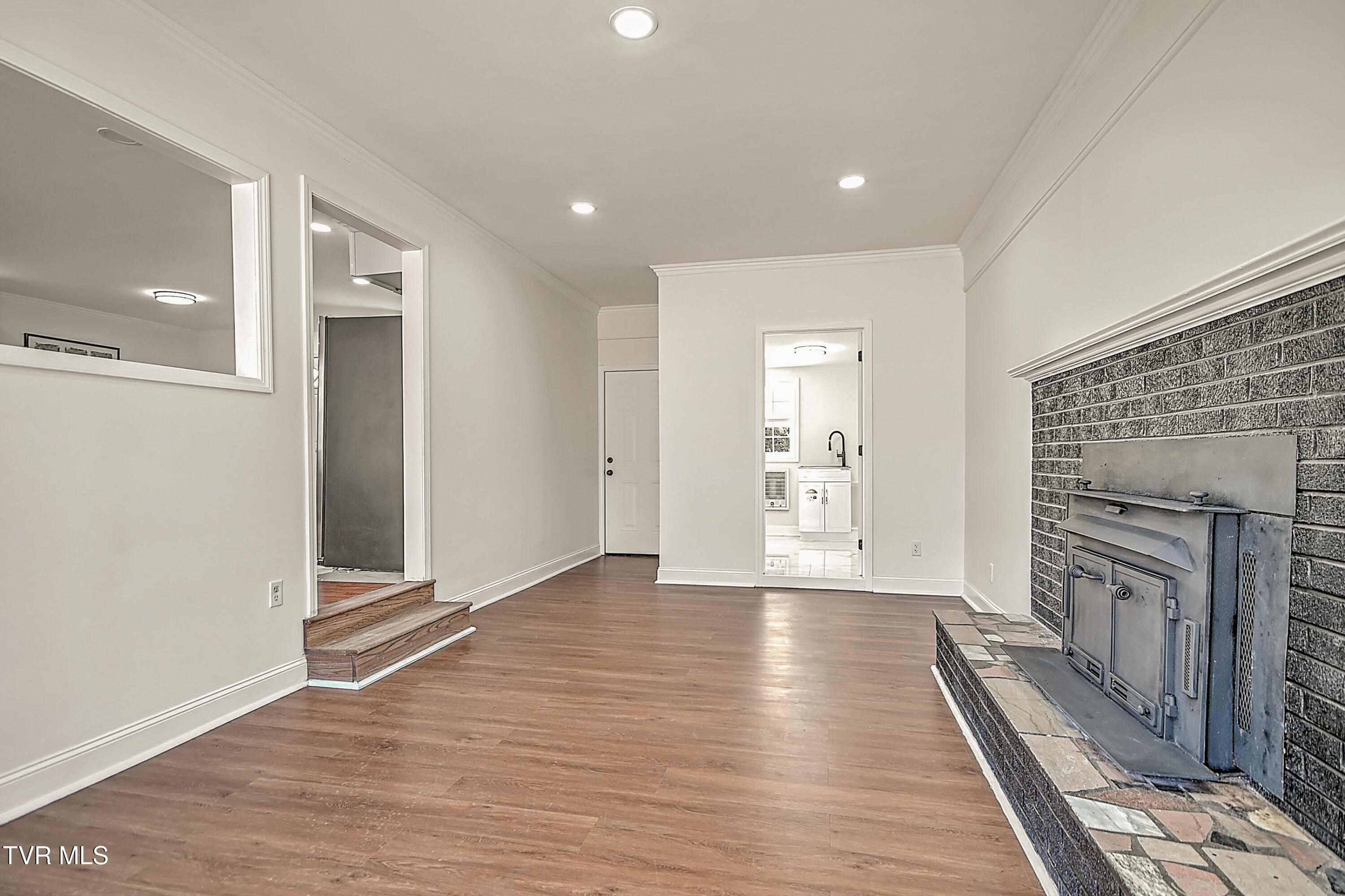 371 H Heaton Road Elizabethton, TN 37643 - Photo 14 of 45 371 H Heaton CC-17