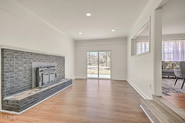 $299,000 | 371 H Heaton Road, Elizabethton, TN 37643