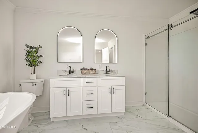 $299,000 | 371 H Heaton Road, Elizabethton, TN 37643