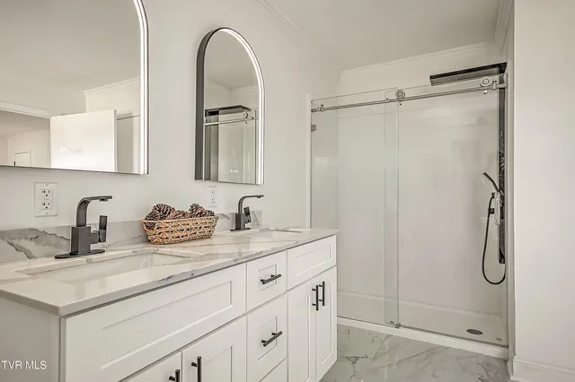 $299,000 | 371 H Heaton Road, Elizabethton, TN 37643