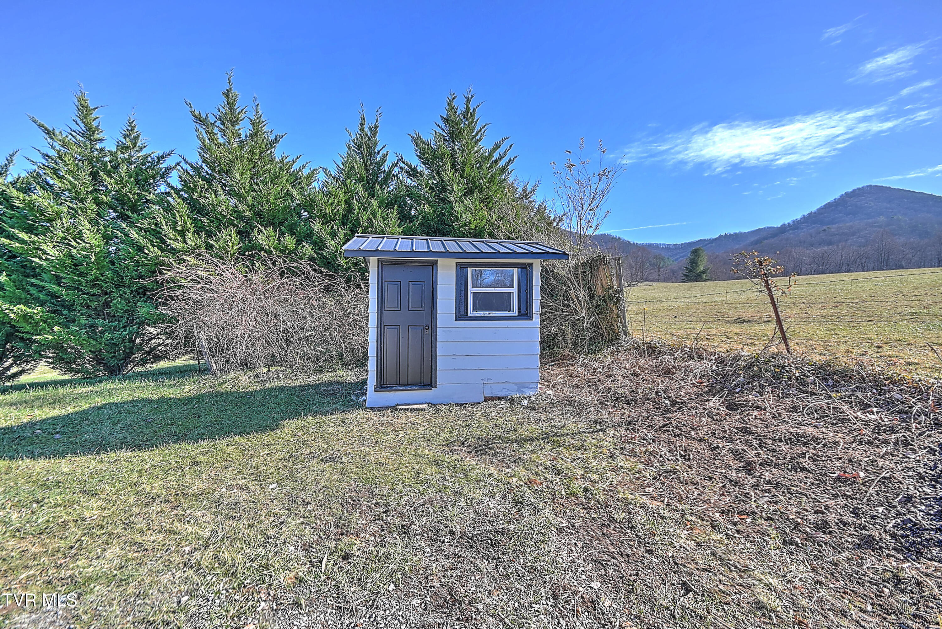 371 H Heaton Road Elizabethton, TN 37643 - Photo 41 of 45 371 H Heaton CC-45