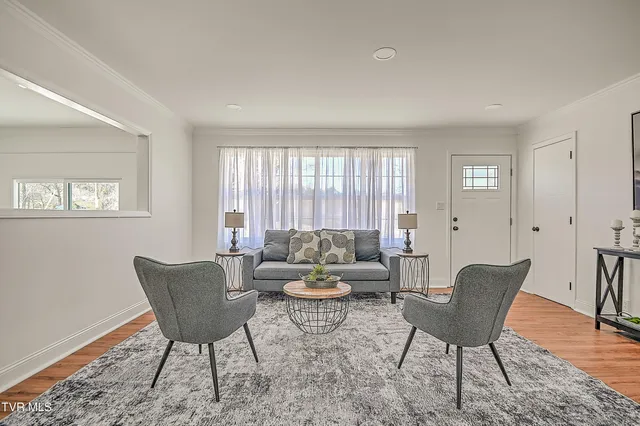 $299,000 | 371 H Heaton Road, Elizabethton, TN 37643