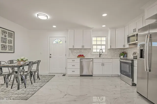 $299,000 | 371 H Heaton Road, Elizabethton, TN 37643