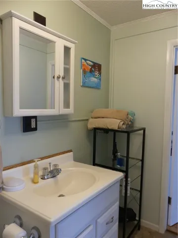 $119,900 | 103 Mid Holiday Lane, Unit D214, Beech Mountain, NC 28604