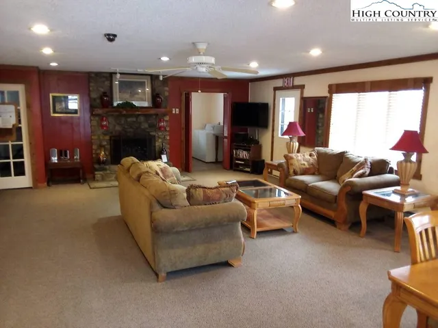 $119,900 | 103 Mid Holiday Lane, Unit D214, Beech Mountain, NC 28604