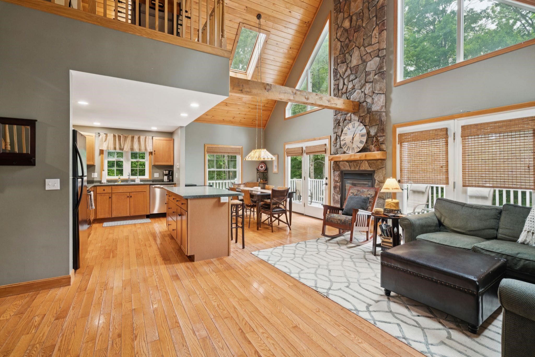 354 Cherry Valley Road Gilford, NH 03249 - Photo 7 of 47