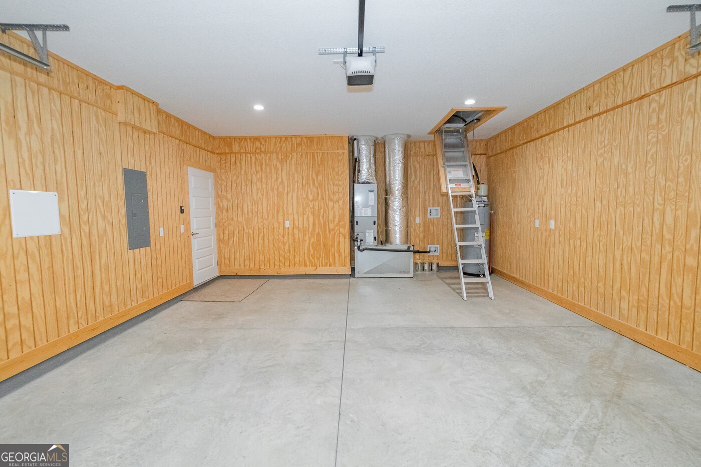 214 The Villas Way Kingsland, GA 31548 - Photo 43 of 47 a view of an empty room with a window