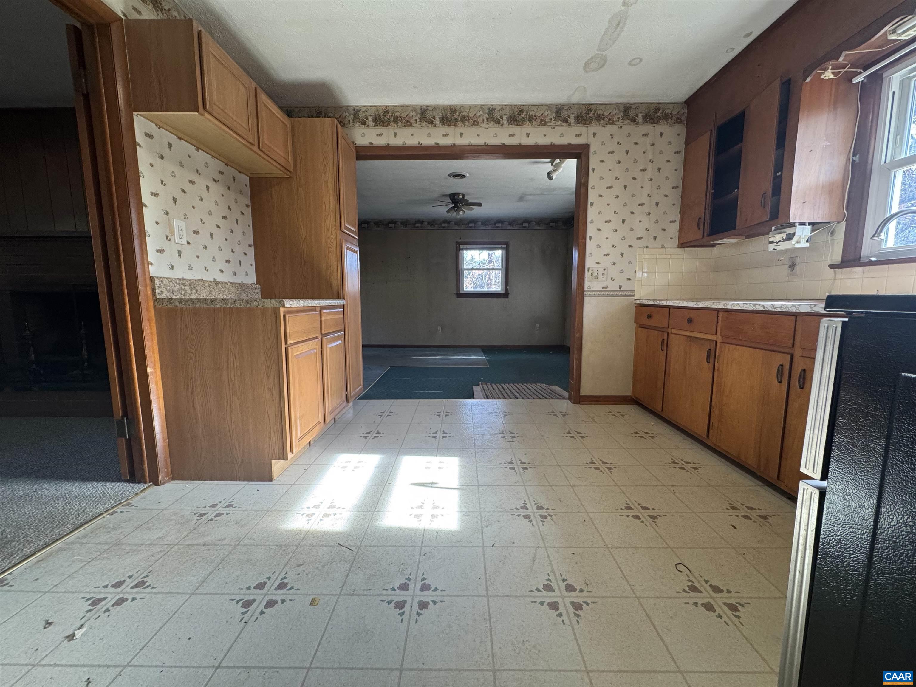 87 Mine Branch Road Crimora, VA 24431 - Photo 19 of 74