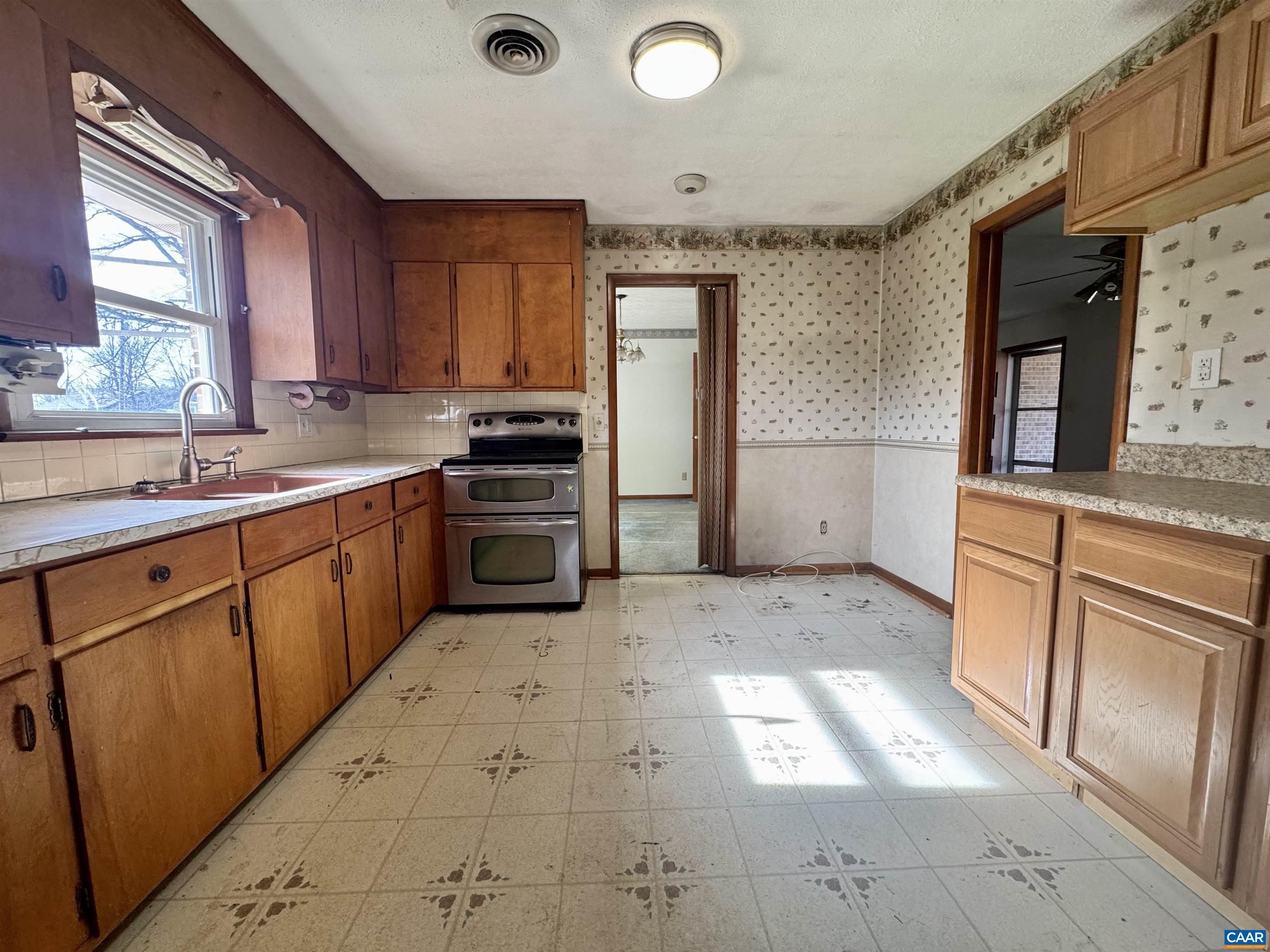 87 Mine Branch Road Crimora, VA 24431 - Photo 25 of 74