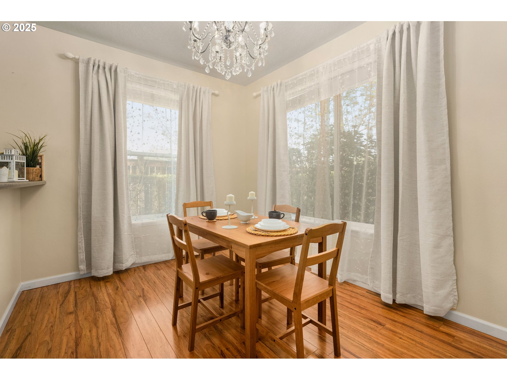 4540 Southwest 11th Street Gresham, OR 97080 - Photo 11 of 27 a dining room with furniture and window