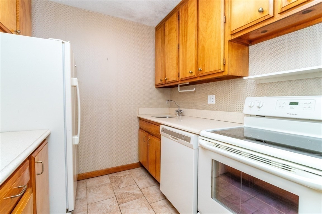 111 Perkins Street, Unit 210 Boston, MA 02130 - Photo 10 of 19