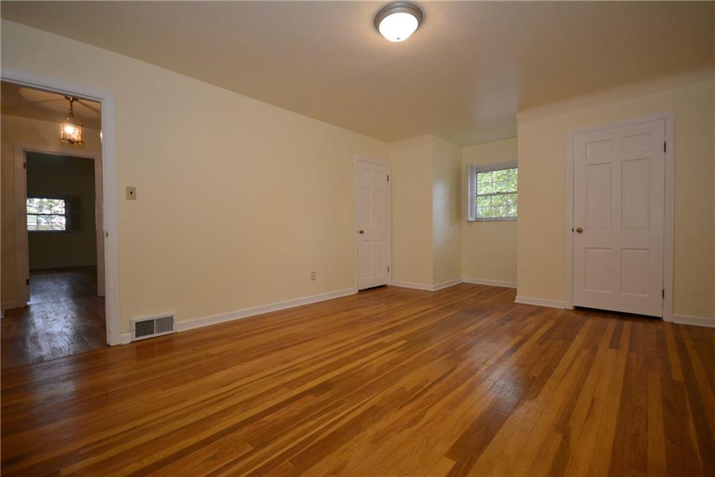 101 Colonial Drive McKees Rocks, PA 15136 - Photo 17 of 25 Second bedroom