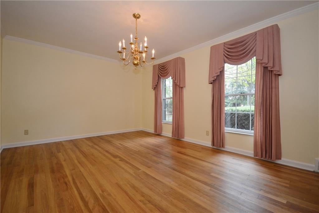 101 Colonial Drive McKees Rocks, PA 15136 - Photo 8 of 25 Dining room with original hardwood floors