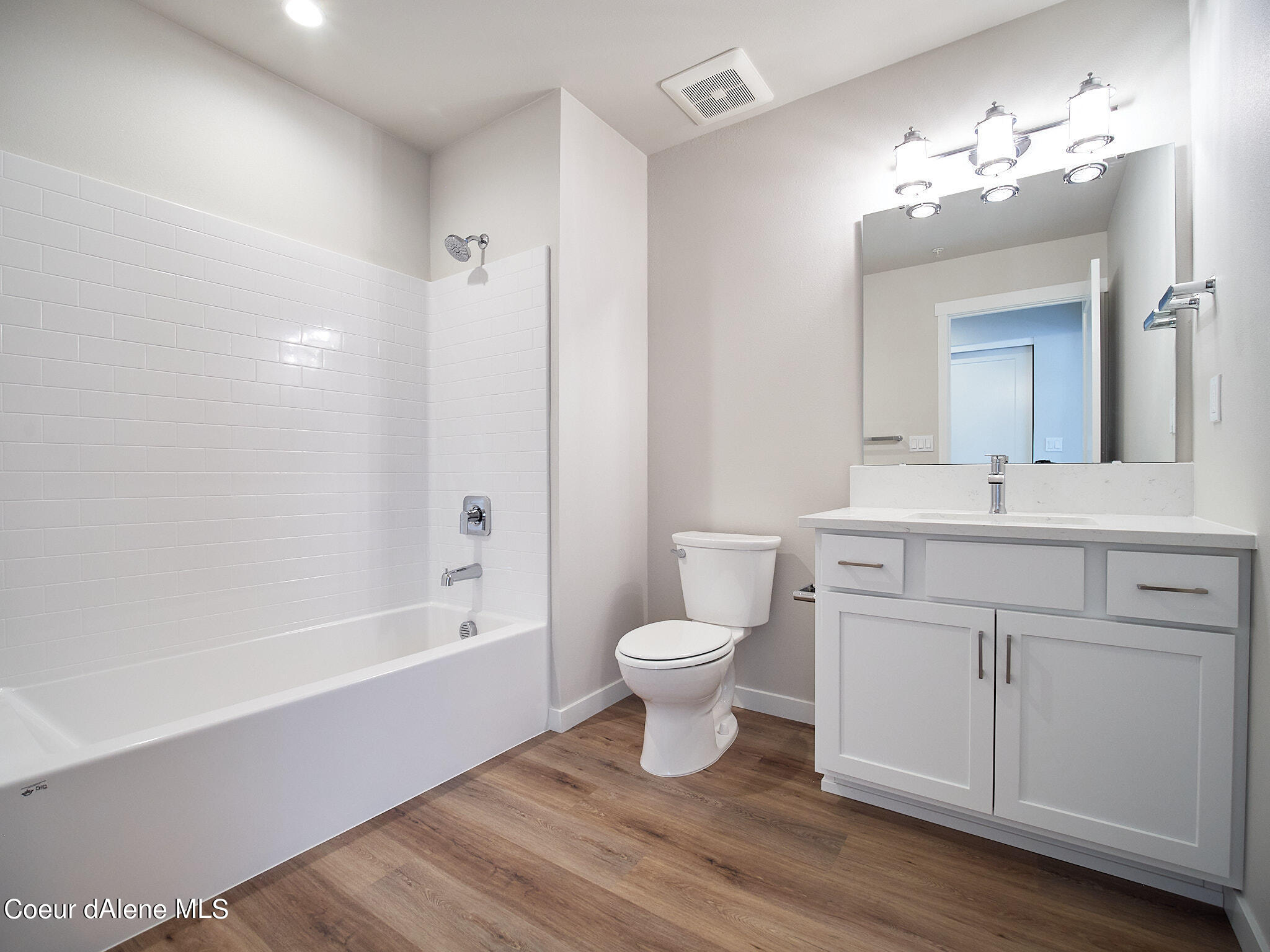 1048 East 4th Avenue, Unit 104 Post Falls, ID 83854 - Photo 21 of 39 web_Millworx_unit_1004_16