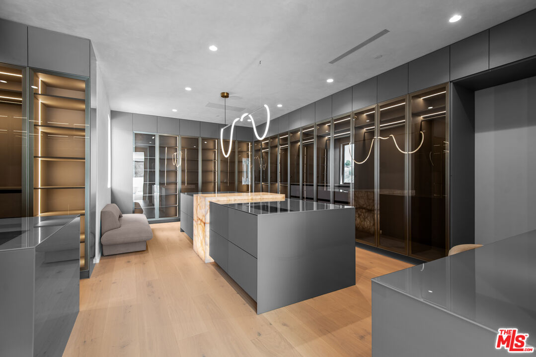 5340 Whitman Road Hidden Hills, CA 91302 - Photo 36 of 57