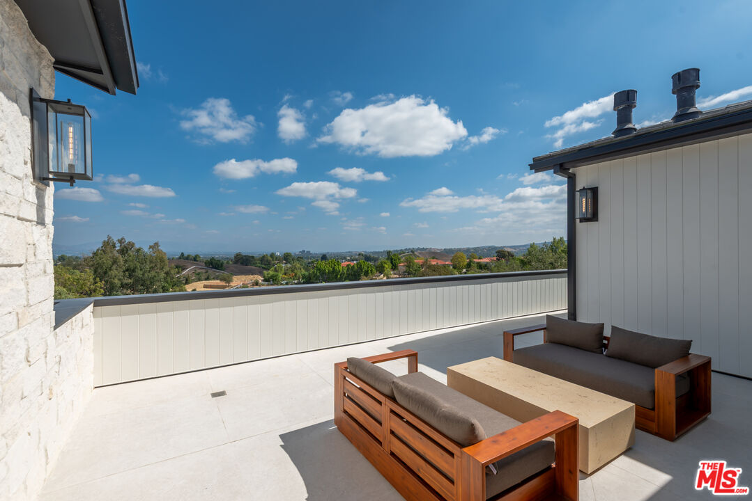 5340 Whitman Road Hidden Hills, CA 91302 - Photo 37 of 57