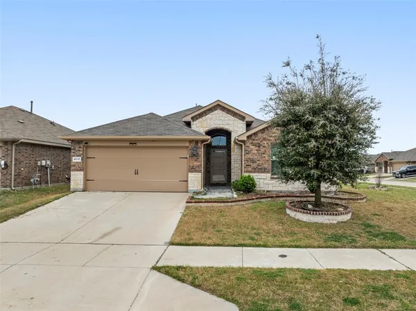 $2,195 | 9717 Snowbell Lane, Fort Worth, TX 76036