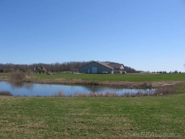 8595 Gibbons Road Jeddo, MI 48032 - Photo 2 of 43 31240761-1.JPG