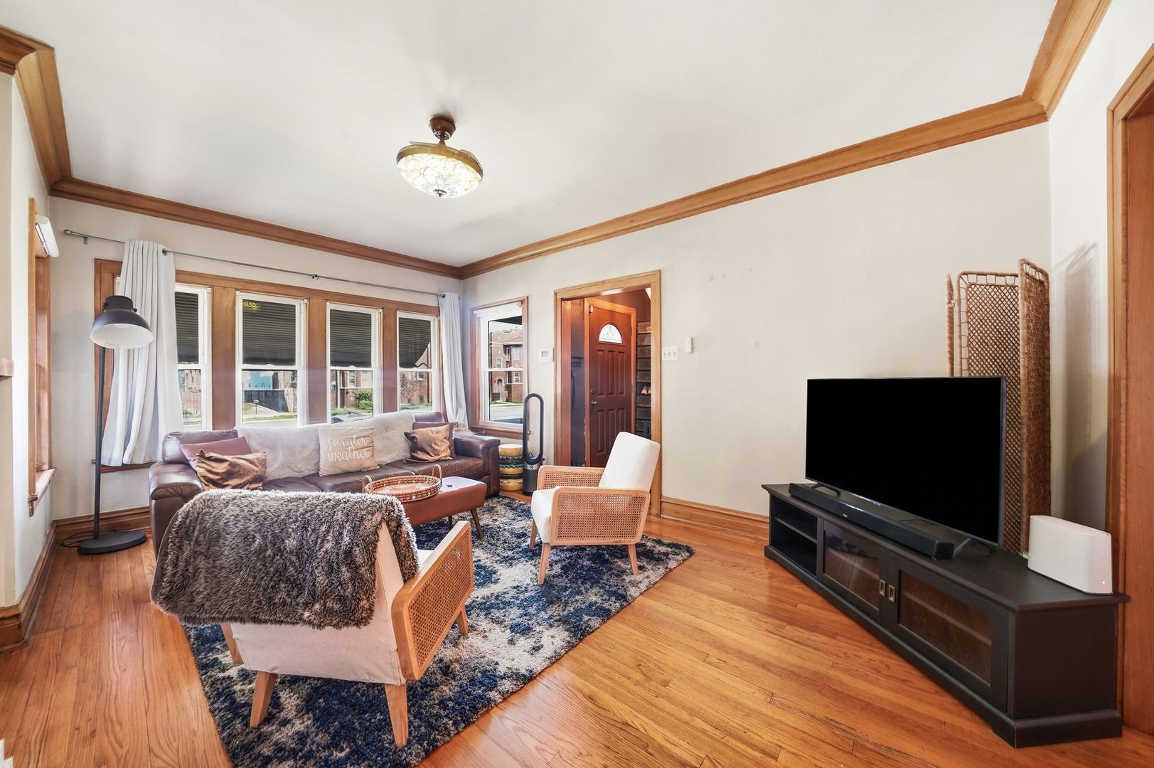 1641 Ridgeland Avenue Berwyn, IL 60402 - Photo 3 of 25