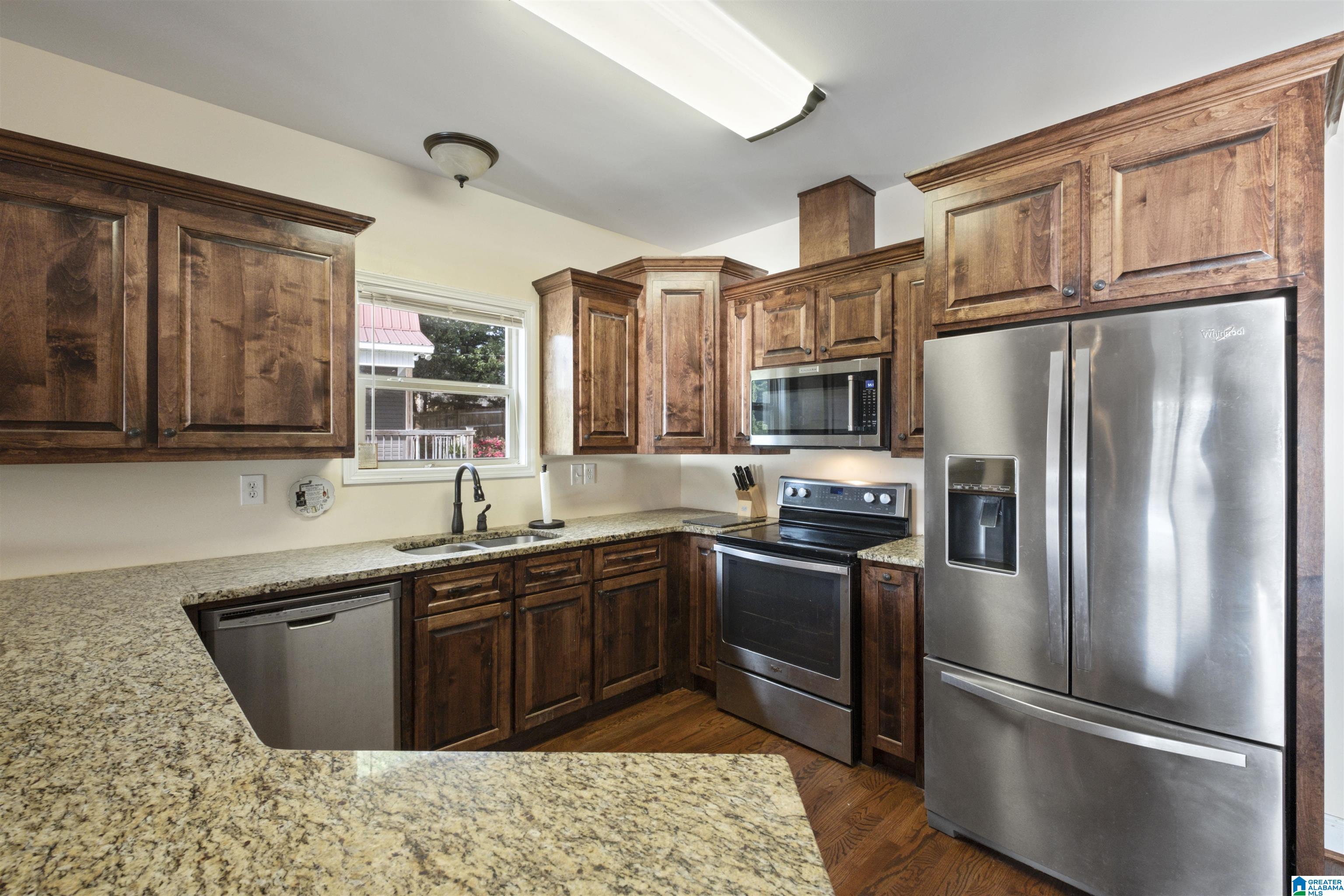 202 Cherry Street Ohatchee, AL 36271 - Photo 7 of 71
