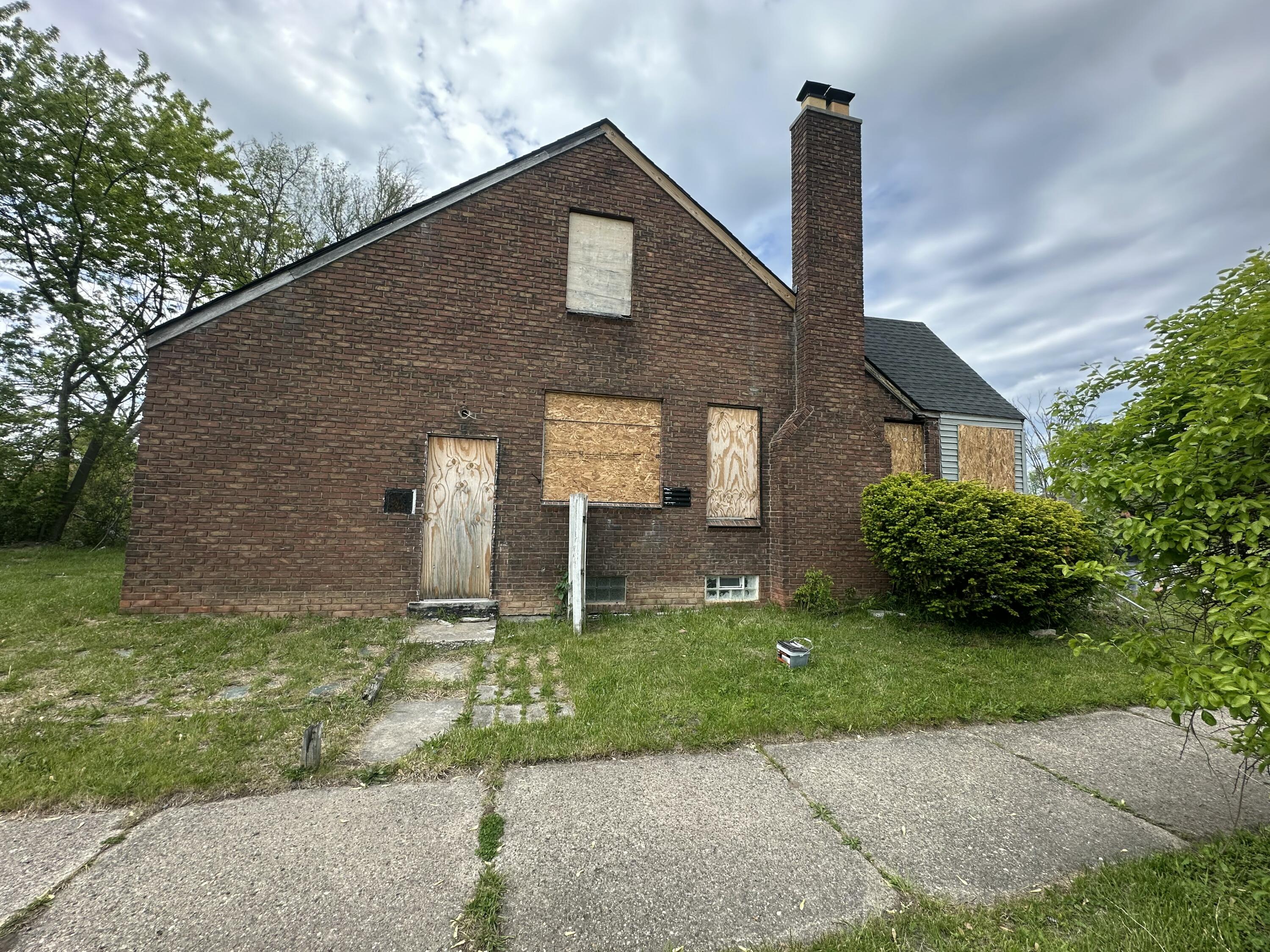 19301 Runyon Street Detroit, MI 48234 - Photo 2 of 4 IMG_4154 (1)