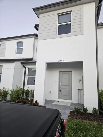 $2,500 | 27669 Southwest 155th Avenue, Unit 2, Homestead, FL 33032