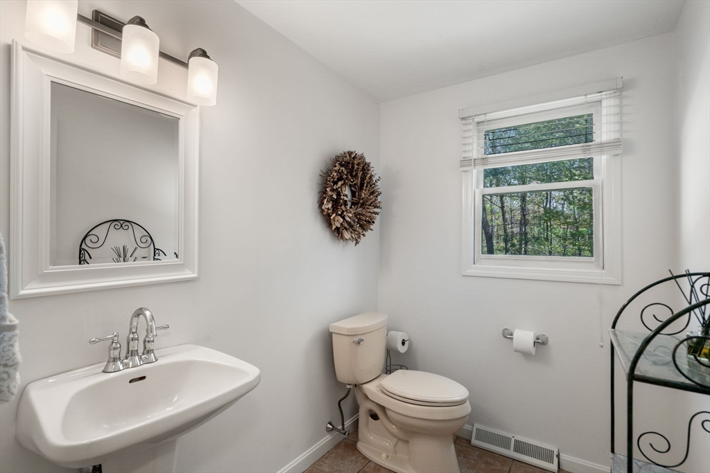 77 Azalea Road Sharon, MA 02067 - Photo 17 of 38 Gallery Image 17